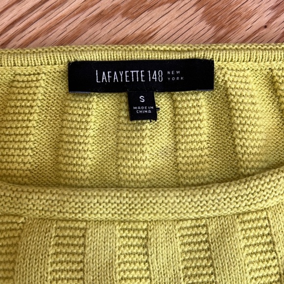 Lafayette 148 New York, generous small chartreuse knit sweater top. - Picture 5 of 8